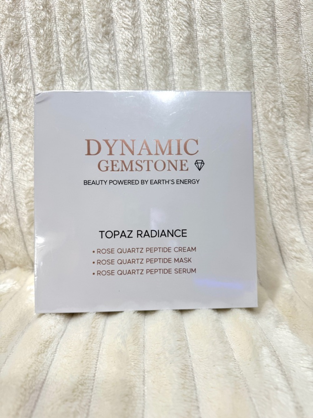 Dynamic Gemstone Rose Quartz Peptide Moisturizer - Pink